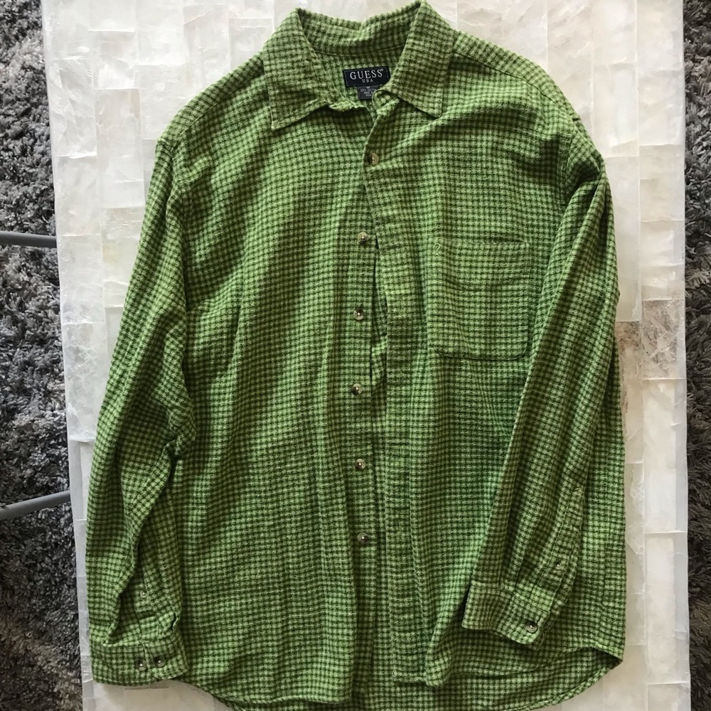 MENS GUESS BUTTON UP